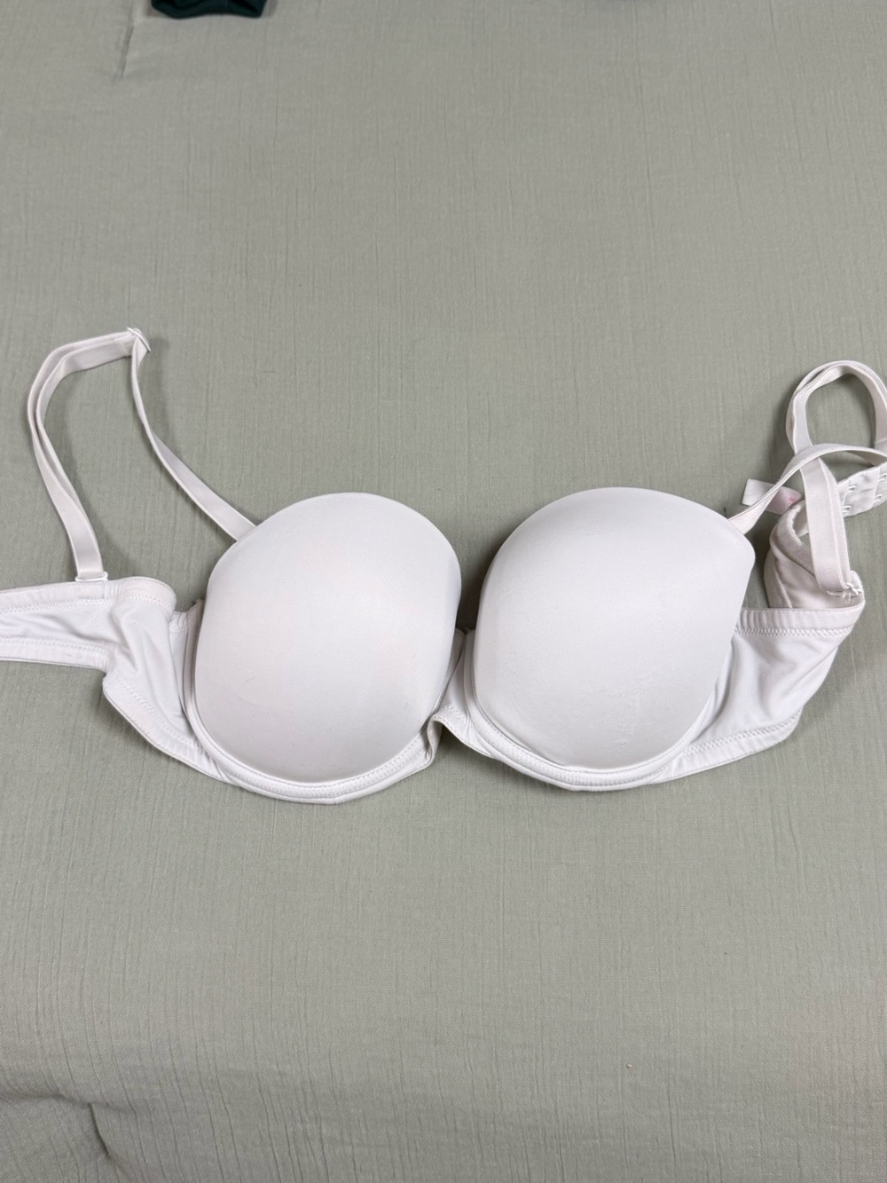 PINK Victoria's Secret White Padded T-Shirt Bra